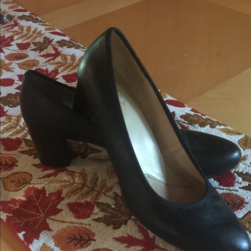 Naturalizer Heels Next 2 New